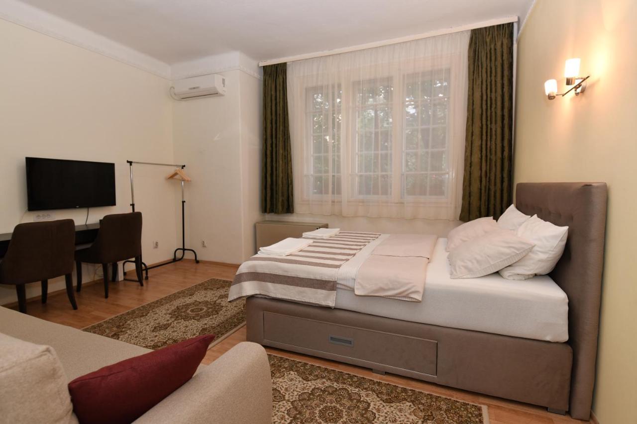 Apartment Nikola Belgrado Exterior foto