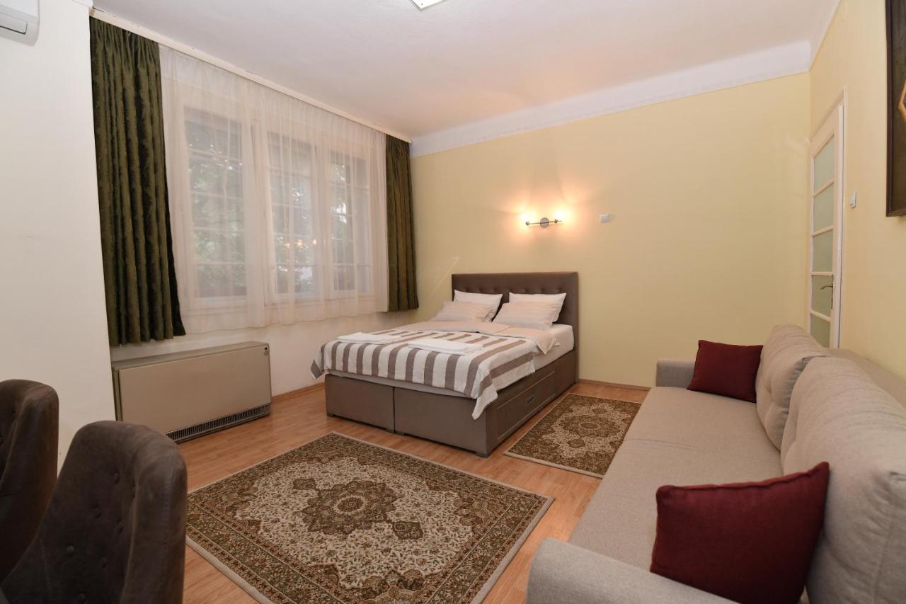 Apartment Nikola Belgrado Exterior foto